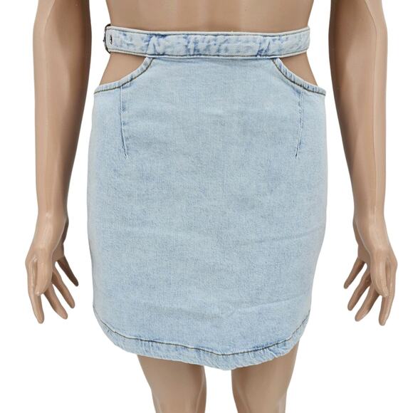 Revolve Weworewhat Womans size XS Cut Out Denim Jean Skirt Indigo Light Wash NEW - Picture 1 of 8
